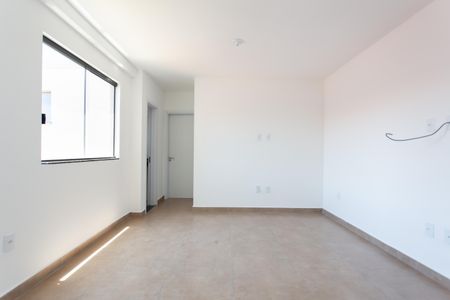 Sala de apartamento para alugar com 2 quartos, 50m² em Cidade Líder, São Paulo