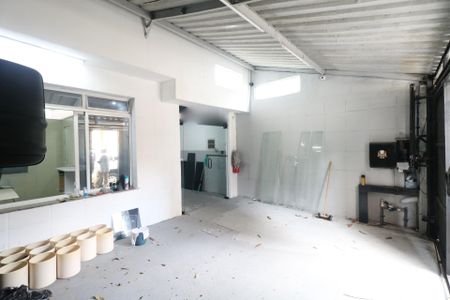 Casa à venda com 187m², 4 quartos e 2 vagasGaragem