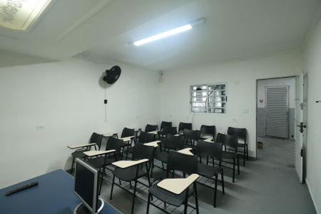 Casa à venda com 187m², 4 quartos e 2 vagasSala 2