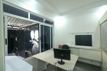 Sala 1 de casa para alugar com 4 quartos, 187m² em Centro, Diadema