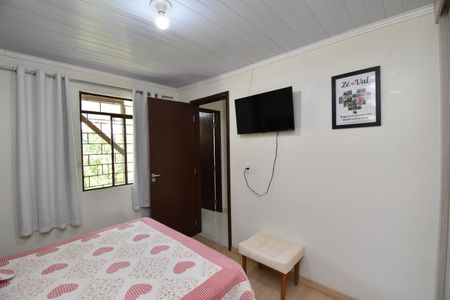 Quarto 1 de casa para alugar com 2 quartos, 100m² em Santa Felicidade, Curitiba