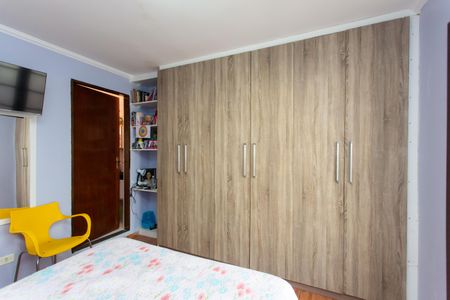 Casa à venda com 250m², 4 quartos e 2 vagas Casa à venda com 250m², 4 quartos e 2 vagasSuíte