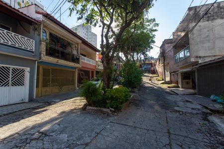 Casa à venda com 250m², 4 quartos e 2 vagas Casa à venda com 250m², 4 quartos e 2 vagasÁrea comum
