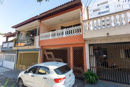 Casa à venda com 250m², 4 quartos e 2 vagas Casa à venda com 250m², 4 quartos e 2 vagasFachada da Casa