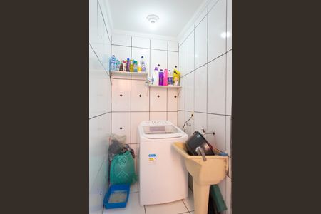 Casa à venda com 250m², 4 quartos e 2 vagas Casa à venda com 250m², 4 quartos e 2 vagasÁrea de Serviço