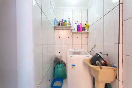 Casa à venda com 250m², 4 quartos e 2 vagas Casa à venda com 250m², 4 quartos e 2 vagasÁrea de Serviço