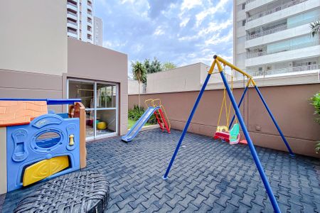 Apartamento para alugar com 60m², 2 quartos e 2 vagasÁrea comum - Playground
