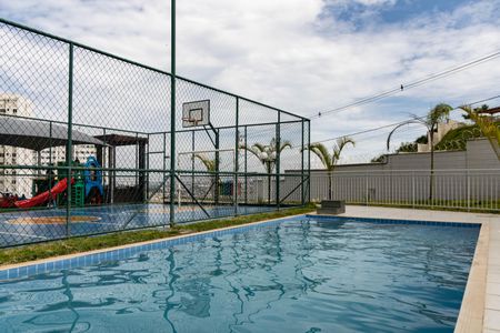 Apartamento à venda com 48m², 2 quartos e 1 vaga Apartamento à venda com 48m², 2 quartos e 1 vagaÁrea comum - Piscina