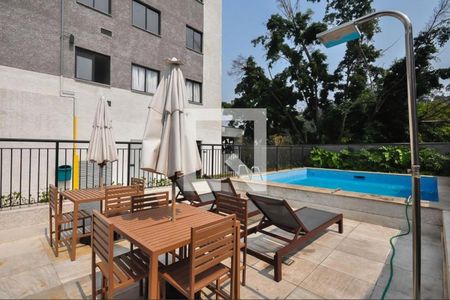 Apartamento à venda com 42m², 2 quartos e 1 vaga Apartamento à venda com 42m², 2 quartos e 1 vagaÁrea comum - Piscina