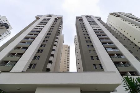 Apartamento para alugar com 85m², 3 quartos e 1 vaga Apartamento para alugar com 85m², 3 quartos e 1 vagaFachada