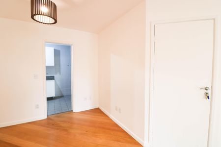 Apartamento para alugar com 85m², 3 quartos e 1 vaga Apartamento para alugar com 85m², 3 quartos e 1 vagaSala