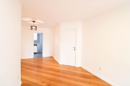 Apartamento para alugar com 85m², 3 quartos e 1 vaga Apartamento para alugar com 85m², 3 quartos e 1 vagaSala