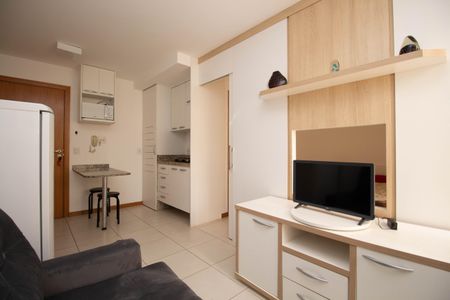 Sala de kitnet/studio para alugar com 1 quarto, 28m² em Uqper, Brasília