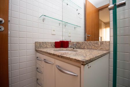 Banheiro da Suíte de kitnet/studio para alugar com 1 quarto, 28m² em Uqper, Brasília