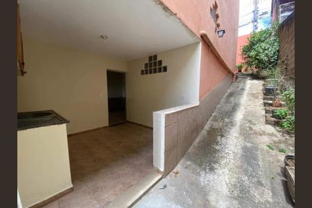Casa à venda com 152m², 4 quartos e 4 vagasÁrea externa