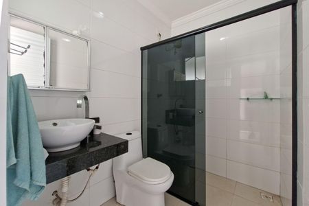 Casa para alugar com 580m², 4 quartos e 5 vagas Casa para alugar com 580m², 4 quartos e 5 vagasBanheiro 2