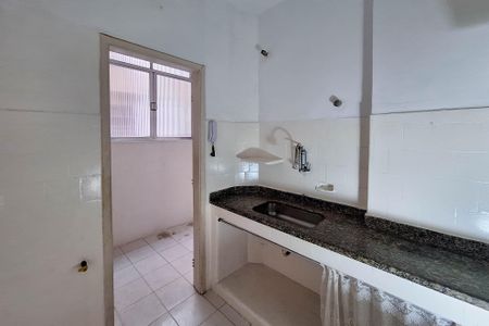 Apartamento à venda com 54m², 2 quartos e sem vagaCozinha