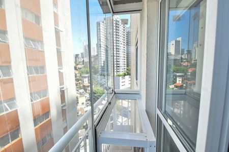 Apartamento para alugar com 39m², 1 quarto e 1 vaga Apartamento para alugar com 39m², 1 quarto e 1 vagaVaranda