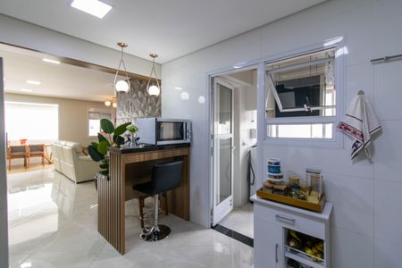 Apartamento para alugar com 108m², 3 quartos e 2 vagas Apartamento para alugar com 108m², 3 quartos e 2 vagasCozinha