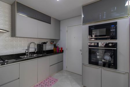 Apartamento para alugar com 108m², 3 quartos e 2 vagas Apartamento para alugar com 108m², 3 quartos e 2 vagasCozinha