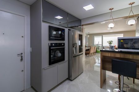 Apartamento para alugar com 108m², 3 quartos e 2 vagas Apartamento para alugar com 108m², 3 quartos e 2 vagasCozinha