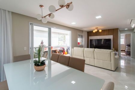 Sala de apartamento à venda com 3 quartos, 108m² em Vila Augusta, Guarulhos