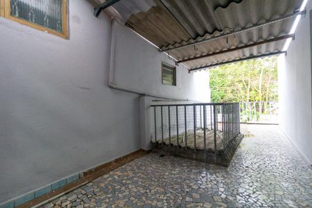 Casa à venda com 185m², 4 quartos e 1 vagaVaranda e área de serviço