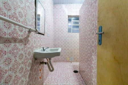 Casa à venda com 185m², 4 quartos e 1 vagaBanheiro 2