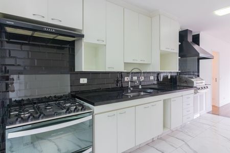 Apartamento para alugar com 120m², 3 quartos e 2 vagasCozinha