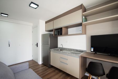 Studio para alugar com 31m², 1 quarto e sem vaga Studio para alugar com 31m², 1 quarto e sem vagaStudio sala cozinha