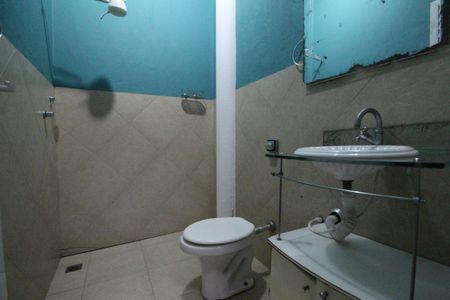 Casa de condomínio à venda com 350m², 4 quartos e 2 vagasChurrasqueira - Banheiro