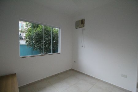 Casa de condomínio à venda com 350m², 4 quartos e 2 vagasQuarto 1