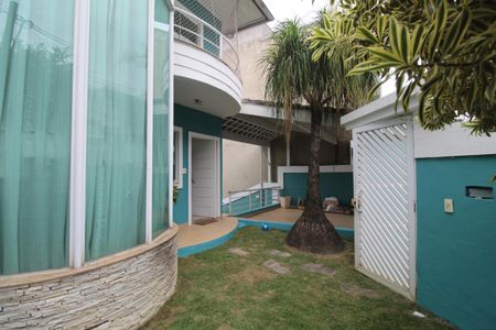 Casa de condomínio à venda com 350m², 4 quartos e 2 vagasJardim