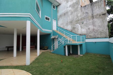 Casa de condomínio à venda com 350m², 4 quartos e 2 vagasQuintal