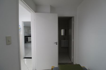 Casa de condomínio à venda com 350m², 4 quartos e 2 vagasÁrea de serviço - Quarto