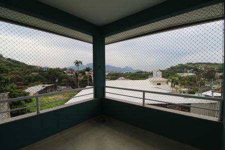 Casa de condomínio à venda com 350m², 4 quartos e 2 vagasSuíte - Varanda