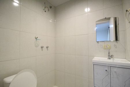 Casa de condomínio à venda com 350m², 4 quartos e 2 vagasÁrea de serviço - Banheiro