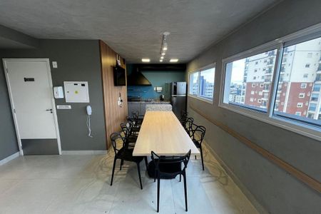 Apartamento à venda com 37m², 2 quartos e sem vaga Apartamento à venda com 37m², 2 quartos e sem vagaÁrea comum - Salão de festas