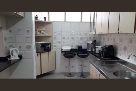 Casa à venda com 237m², 3 quartos e 5 vagas