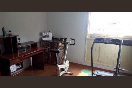 Casa à venda com 237m², 3 quartos e 5 vagas