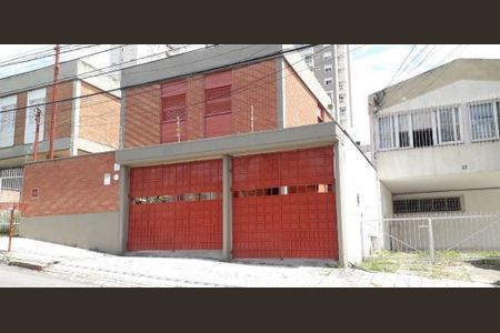 Casa à venda com 237m², 3 quartos e 5 vagas