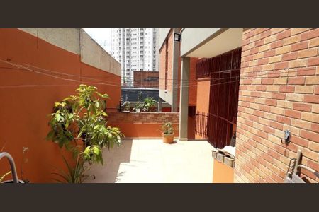 Casa à venda com 237m², 3 quartos e 5 vagas