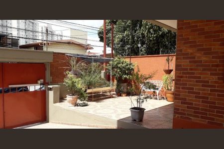 Casa à venda com 237m², 3 quartos e 5 vagas