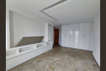 Apartamento para alugar com 350m², 3 quartos e 3 vagasSuíte 1