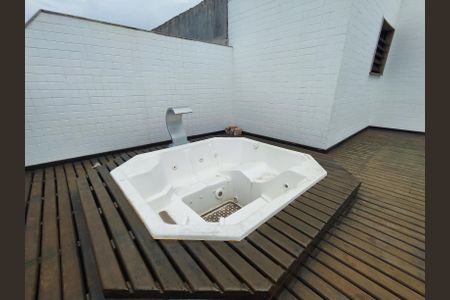 Apartamento para alugar com 350m², 3 quartos e 3 vagasCobertura