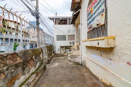 Casa à venda com 132m², 5 quartos e sem vagaEntrada