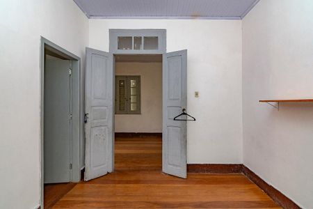 Sala 2 de casa à venda com 5 quartos, 132m² em Bonfim, Belo Horizonte