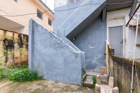 Casa à venda com 132m², 5 quartos e sem vagaQuintal