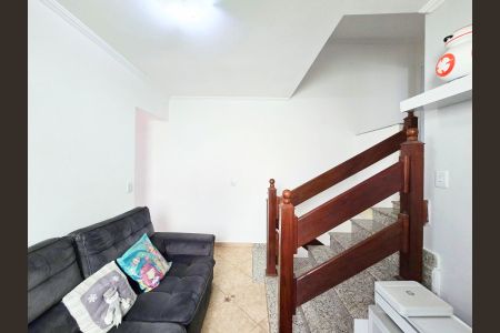 Casa à venda com 130m², 3 quartos e 2 vagasSala de TV 