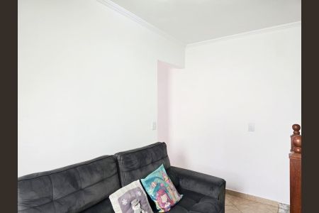 Casa à venda com 130m², 3 quartos e 2 vagasSala de TV 